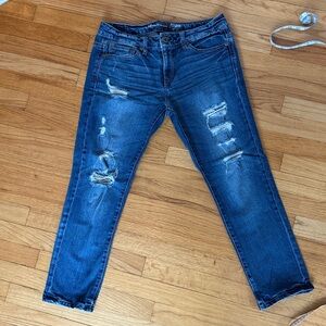 American Eagle Outfitters Women's Destructed Ripped Slouchy Jeans 4